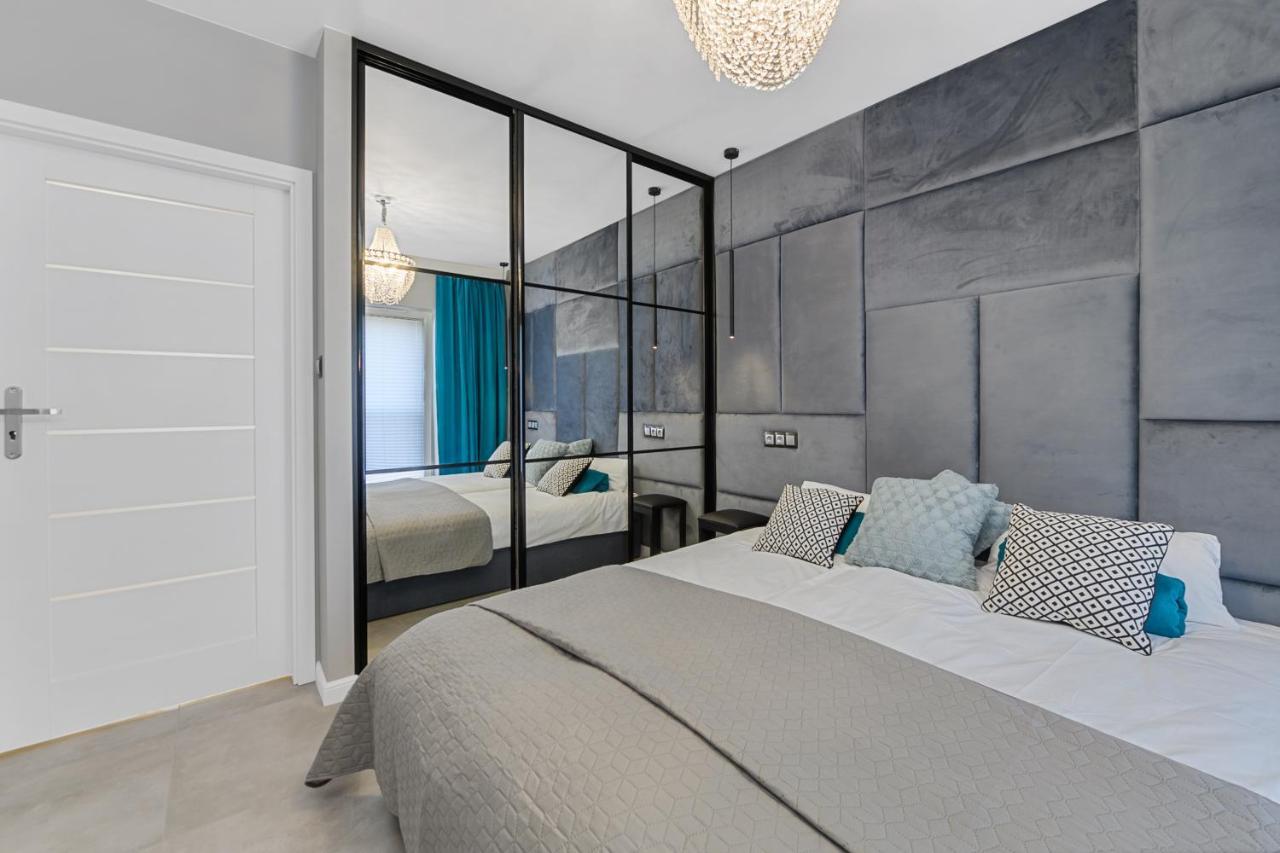 Gate Of City Centre Apartment By Pinpoint Lodz  Ngoại thất bức ảnh
