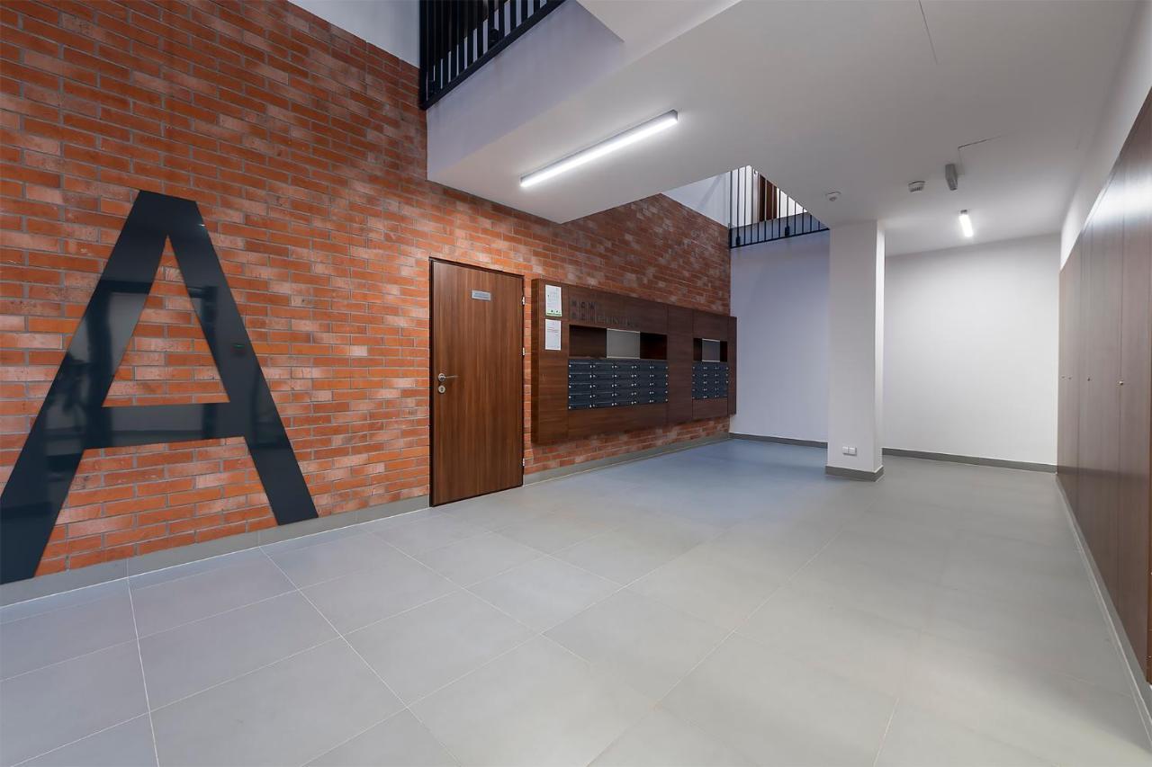 Gate Of City Centre Apartment By Pinpoint Lodz  Ngoại thất bức ảnh